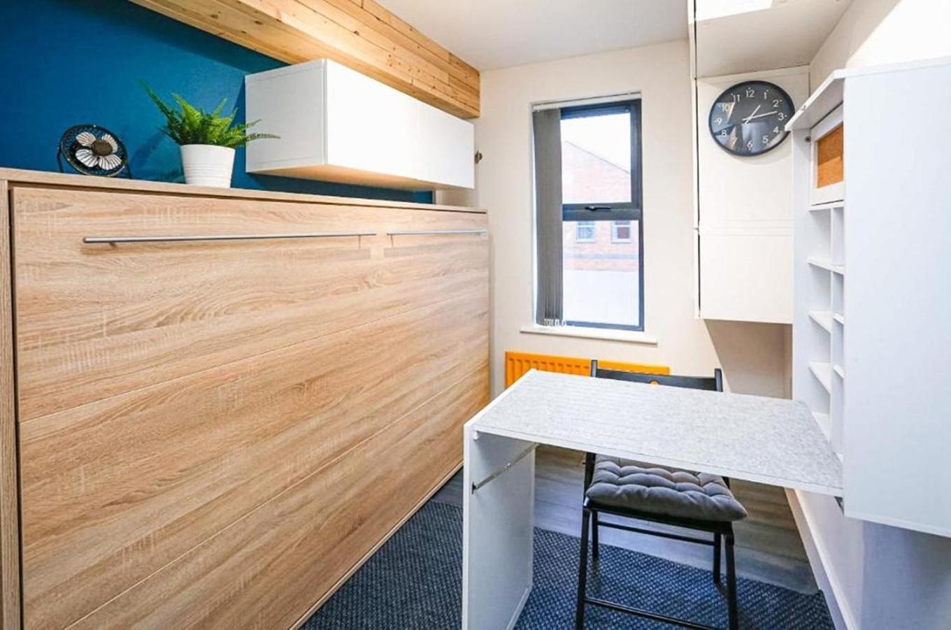 Funky City Apartment - Secure Parking - Wifi - Sleeps 6 - No Parties Belfast Zewnętrze zdjęcie